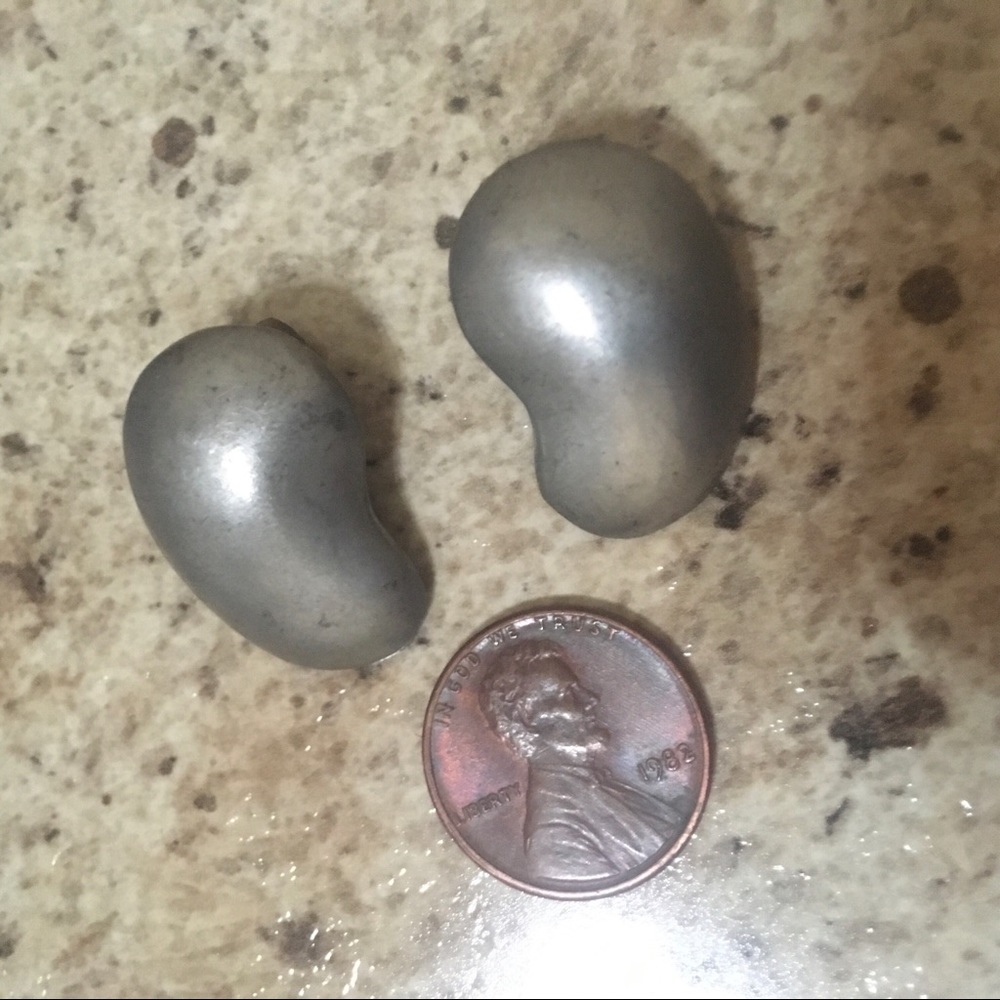 BOGO Bean or kidney shape vintage pewter-look clip on earrings